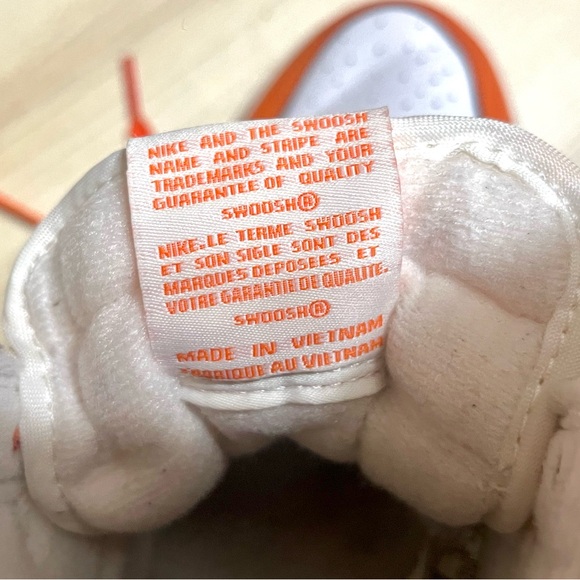 Nike Air Jordan 1 Retro Women's Sneakers in Orange and White - Picture 8 of 8